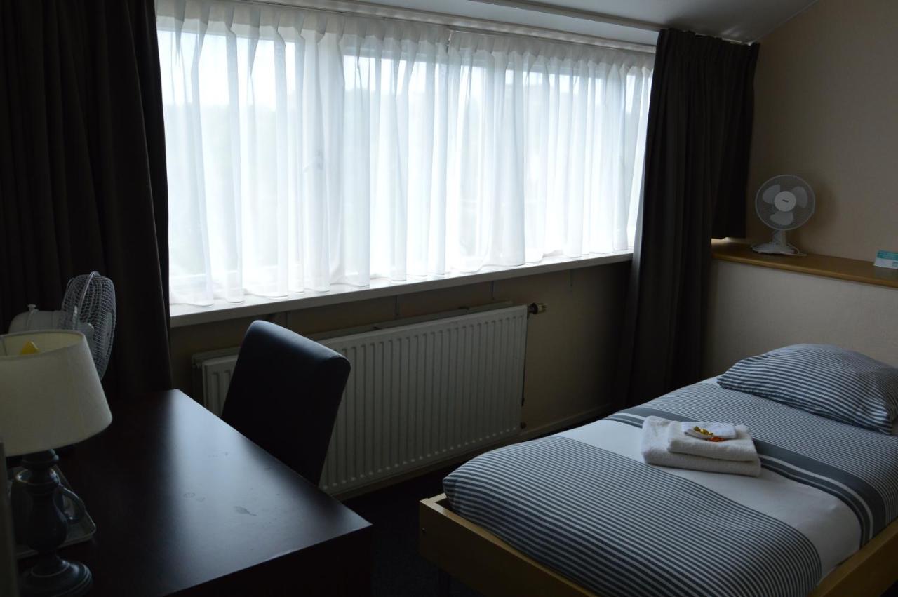 Hotel Pico Rozenburg Экстерьер фото